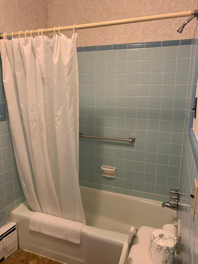 Knob Hill Motor Lodge Hillsville Dış mekan fotoğraf