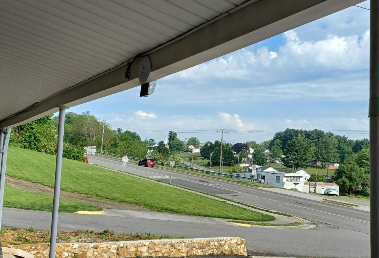 Knob Hill Motor Lodge Hillsville Dış mekan fotoğraf