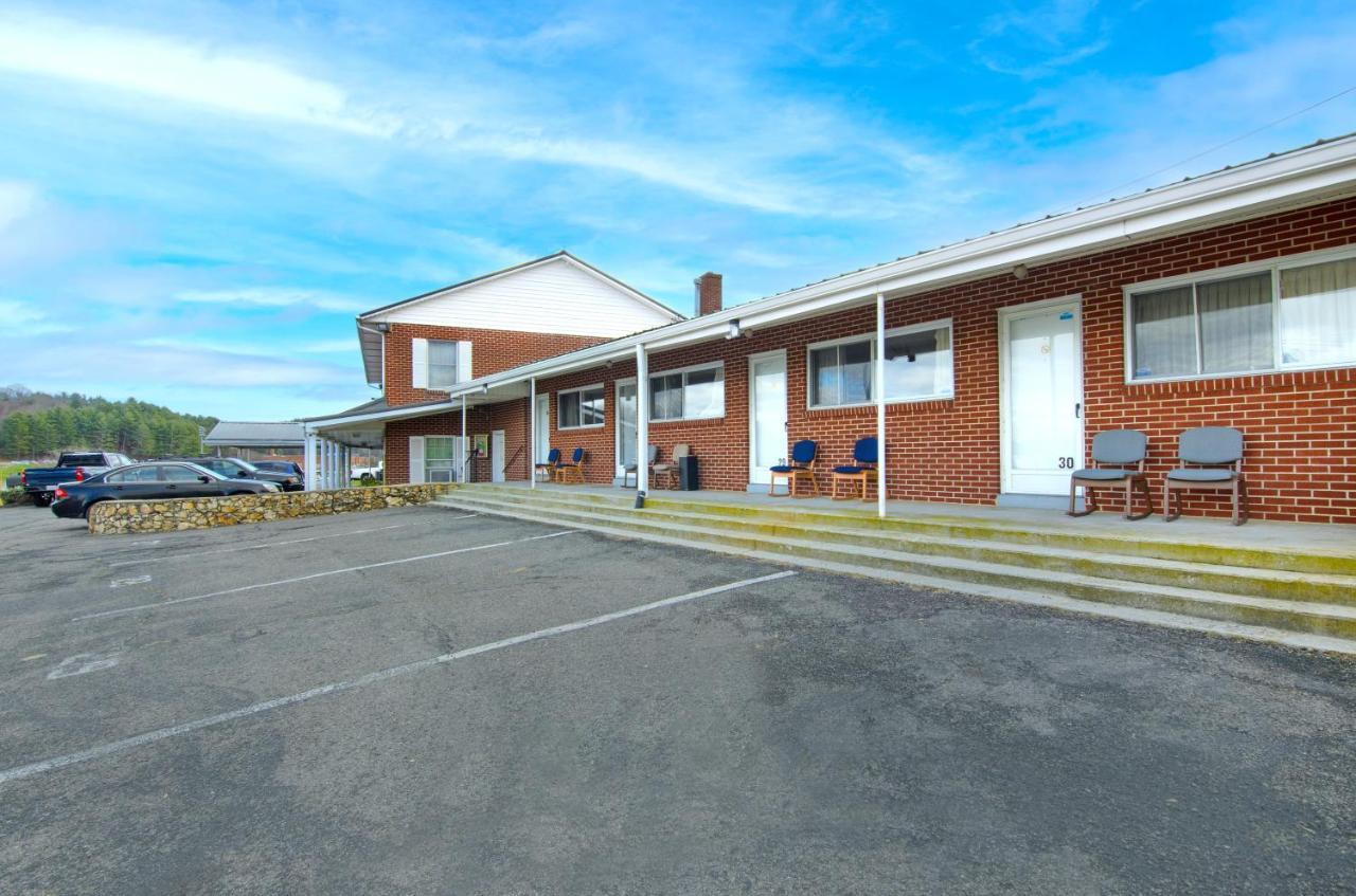 Knob Hill Motor Lodge Hillsville Dış mekan fotoğraf